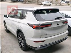 ميتسوبيشي اوتلاندر